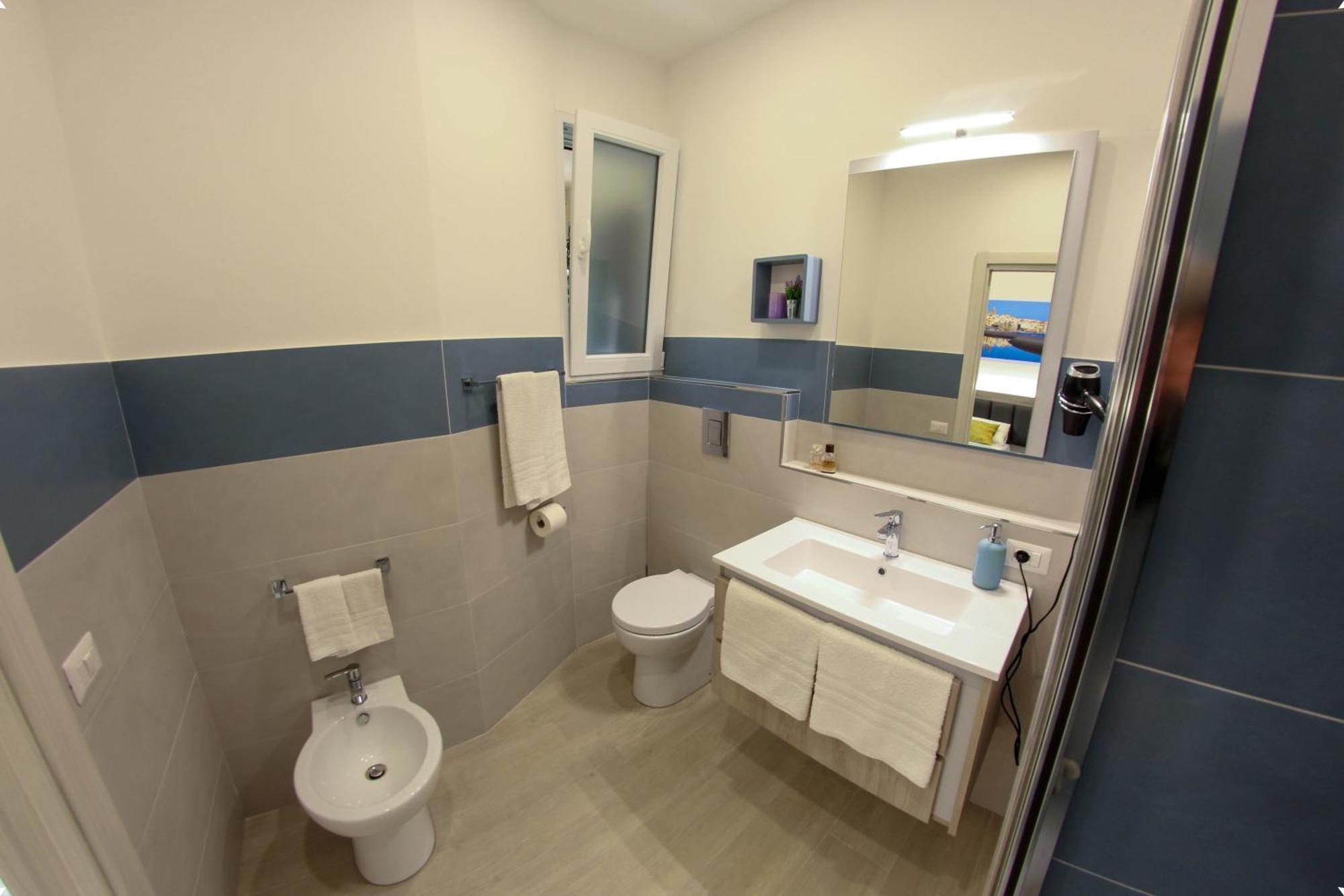 Yeasy Smart Rooms Чефалу Номер фото